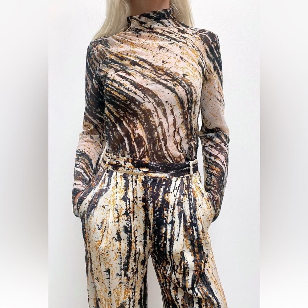 ZARA MUSH PRINTED TOP